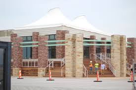 Long beach boardwalk is a 4.3 mile moderately trafficked out and back trail located near long beach, new york that offers scenic views and is good for all skill levels. Jones Beach Boardwalk Cafe Set For Mid June Opening Herald Community Newspapers Www Liherald Com