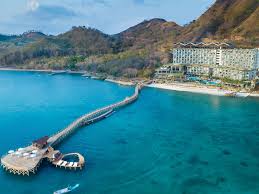 We price check with 270 hotel brands and booking sites, so you don't have to search. Labuan Bajo Hotel Ayana Komodo Resort Waecicu Beach Beach Hotels Labuan Komodo Island