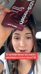 Tú también eres team que lleva snacks saludables a donde sea? 🙋🏻‍♀️ Yo no  salgo sin mis cositas, porque en estos eventos nunca hay nada sano 😅 Hoy  vamos a un partido y obvio llevo mi spread To-Go 🍫 ...