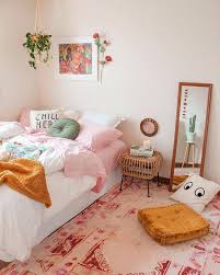 My husband is no longer surprised by coming home to a new furniture rearrangement or seeing the things on the walls. 44 Most Popular Beach Style Bedroom Design Crushappy Blog Bedroom Homedecor Simple Bedroom Dorm Room Decor Bedroom Makeover