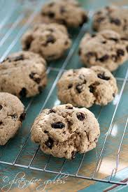 In a small bowl cover the raisins with hot water and set aside. Gluten Free Cinnamon Raisin Scones