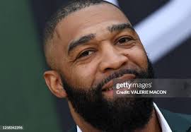 297 Romeo Travis Photos & High Res Pictures