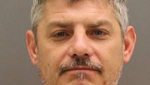 Sentencing pushed for habitual robber