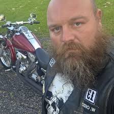 Urgent job search: full-time, customer service experience