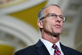 Spencer Simon's Instagram, Twitter & Facebook