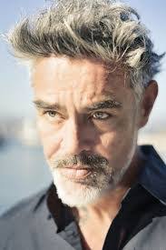 Benjamin Hurst's Instagram, Twitter & Facebook