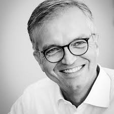 Christoph Pahmeyer (@chrispahm)