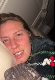 Please take that ad off NEOWWW😭