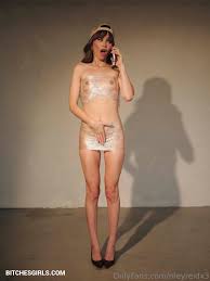 Riley Reid Petite Nude Girl - Letrileylive Pornstar Videos For Free