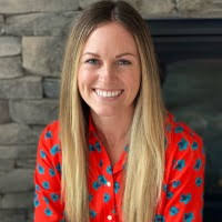 Amanda Riebel's Instagram, Twitter & Facebook