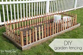 Diy Garden Fencing Diy Garden Fence Small Garden Fence Garden Fencing