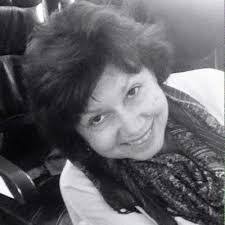 Dina Lester's Instagram, Twitter & Facebook