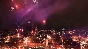 Modification des limites de l agglomration sur la rue du port de la guittire. Lyon Un Superbe Feu D Artifice Sauvage Tire La Justice Saisie