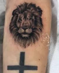 Mauro icardi is a fantastic striker, one of the best in europe. Sexy Wag Wanda Nara Shows Off New Lion Tattoo Exactly The Same As Husband Mauro Icardi S