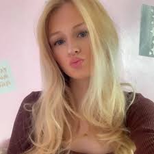 Ash Arnold (@asharnold791) vysiela LIVE