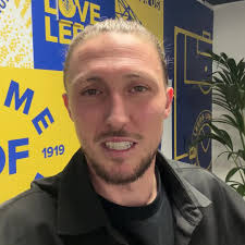 🤍 "I've got no words to explain how I feel, just thank you for the great  times"