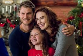 Danny green comes down with a mysterious illness that could be the virus. Last Ship Season 5 Travis Van Winkle Hints More Deaths Danny Kara Trouble Tvline