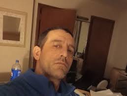 Single Separated Divorced widowed men and women dating Old group site USA