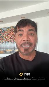 Familia salsera ❤️, Me encantaría que me envíen un video cantando alguno de  mis temas de Trayectoria Vol. 1 y 2 🎶, Quiero compartirlos en mis redes y  ver quién canta mejor 🎤🔥, ¡Espero tu video!