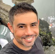 Hey Buzzsprout family! Has anyone started out as audio only and then  created a YouTube channel to start sharing video after the fact? Are there  any good resources where I can read