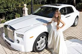 Diferentes opciones en alquiler de coches para bodas, coches de lujo, coches antiguos, clásicos, limusinas, deportivos además de autocares. Alquiler De Rolls Royce En Valencia Bentley Jaguar Y Mas Jjdluxecars