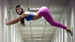 Jen Selter : la prof de fitness qui a fait le buzz grâce à ses fesses  refait parler delle