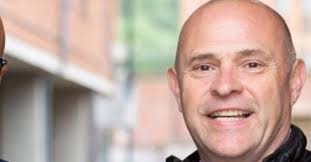 I'm excited to share that I've commenced a new role as Director at Metis  Group.