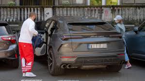 Przestań się zasłaniać dziećmi i weź się do roboty i przestań się nad sobą rozczulać. Ewa Chodakowska Z Mezem W Drogim Aucie