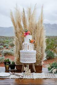 Wedding Cake Boho Western Outdoor Wedding Inspiration Dessert Table Decor Sweet Table Wedding Wild West Wedding Western Wedding Decorations