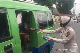 Televisi digital terestrial di indonesia dimulai pada tahun 2009, dan di sebagian besar wilayah beroperasi bersamaan dengan sistem tv analog. Polres Subang Bagikan Masker Gratis Kepada Masyarakat Antara News Jawa Barat
