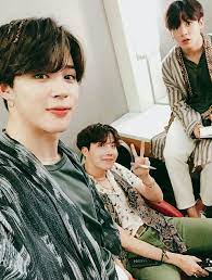 He flew a few punches towards the camera, warning jimin. Jimin J Hope And Jungkook Bts Jimin Bangtan Bts
