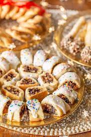 I promise you'll love them. 10 Best Italian Christmas Cookie Recipes Easy Italian Holiday Cookies