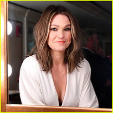 Julia curly lace front human hair wigs with pre plucked best brazilian human hair wigs for women. Julia Stiles Photos News And Videos Just Jared Page 3