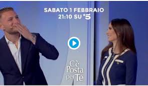 Lo staff, tramite un gentile postino, individua il destinatario e lo invita in trasmissione: C E Posta Per Te Ospiti Quarta Puntata 1 Febbraio 2020 Video Notizieweblive It