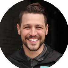 Alex McCrary (@aldavemac_18)