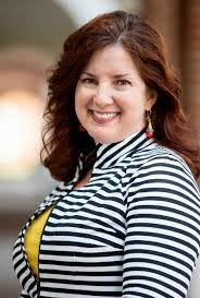 Holly Koons's Instagram, Twitter & Facebook