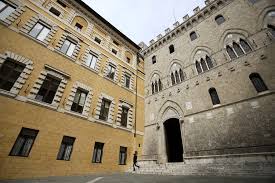 (mps) è un istituto di credito italiano fondato nel 1472 sotto forma di monte di pietà per correre in aiuto alle classi disagiate della popolazione della città di siena. Monte Dei Paschi To Launch Cash Call To Cover Entire Shortfall Wsj