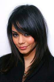 20 Faszinierend Fotografie Uber Pony Seitenscheitel Beste Bob Damen Haare Seitenscheitel Pony Frisur Seitenscheitel Langhaarfrisuren