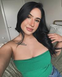 Skye Perez (@xsxyex) • Threads, Say more