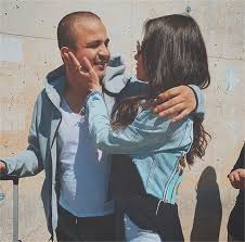 Derya uluğ'dan hayranlarına büyük jest! Derya Ulug Asker Yolu Bekliyor