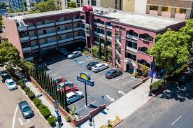 hotel days san diego downtown ca booking com