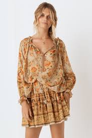 Seashell Blouse Spell Usa