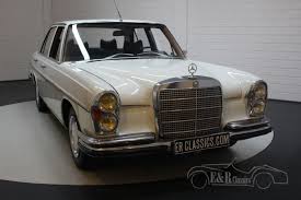It comes equipped with an automatic floor shift transmission, air. Mercedes Benz 280se W108 Saloon 1968 For Sale At Erclassics