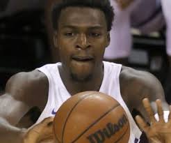 PHILS RELIEVER ARCHIE BRADLEY SHOOTS FOR MAY 18 RETURN!