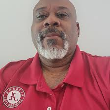 James Earl Jones, known for his booming voice and bringing iconic  characters like Darth Vader and Mufasa to life, has died at 93  https://cnn.it/3Zi2Vcv