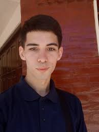 Hola vengo de Misiones soy nuevo en gesell y busco trabajo durante la  temporada. Tengo 20 años y tengo experiencia en atencion al cliente,  ayudante de cocina y mozo, paso mi CV