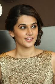 The bold and the beautiful #TaapseePannu!