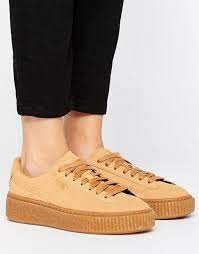 Zeige 1 bis 24 (von 24 artikeln). Puma Plateau Sneaker Aus Wildleder In Biskuit Mit Gefleckter Gummisohle Asos