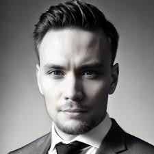 Tom-Nicolas Hielscher