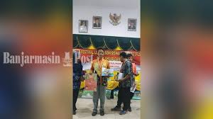 Bendahara bos (bantuan operasional sekolah) adalah bendahara yang ditunjuk oleh pemerintah yang berada di lingkungan sekolah dan memiliki kewajiban untuk memungut dan memotong pajak, menyetor dan melaporkan atas belanja barang modal, belanja pegawai dan belanja lainnya yang. Siswa Slbn 2 Martapura Kabupaten Banjar Eksplorasi Cerita Rakyat Ini Pada Karya Paper Toy Banjarmasin Post